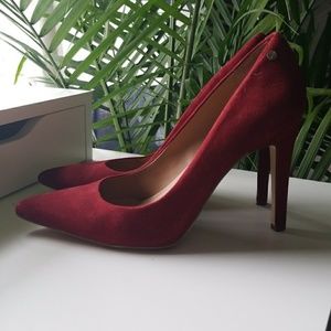 Calvin Klein wine red pointy toe heels size 12